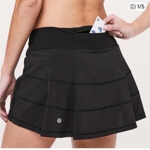 Lululemon Black Athletic Skirt Short built Size 8
